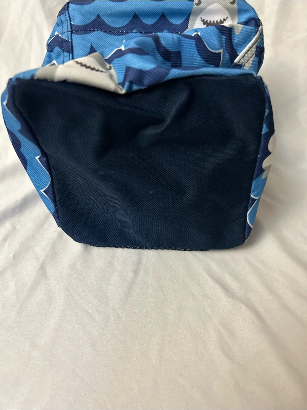 thirty-one Blue Shark Wave Kids Lunch Tote